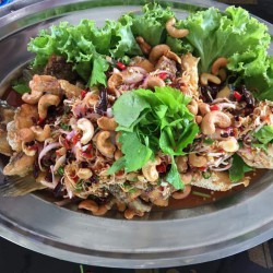 โต๊ะจีน ชัยอนันต์โต๊ะจีน รับจัดโต๊ะจีนราคาถูก.โทร 0629254663