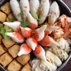 โต๊ะจีน ชัยอนันต์โต๊ะจีน รับจัดโต๊ะจีนราคาถูก.โทร 0629254663