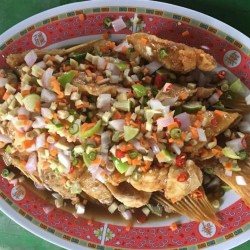 โต๊ะจีน ชัยอนันต์โต๊ะจีน รับจัดโต๊ะจีนราคาถูก.โทร 0629254663