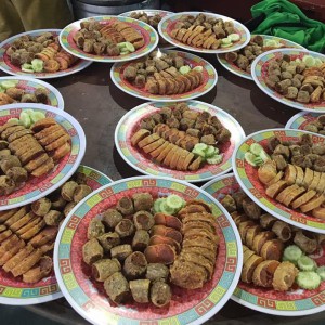 โต๊ะจีน ชัยอนันต์โต๊ะจีน รับจัดโต๊ะจีนราคาถูก.โทร 0629254663
